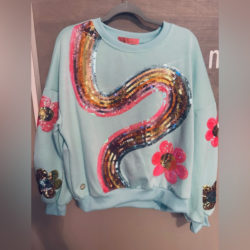 NWT Auth. Simply Southern Light Seafoam Sweatshirt / Shorts  with Sequin Design!
